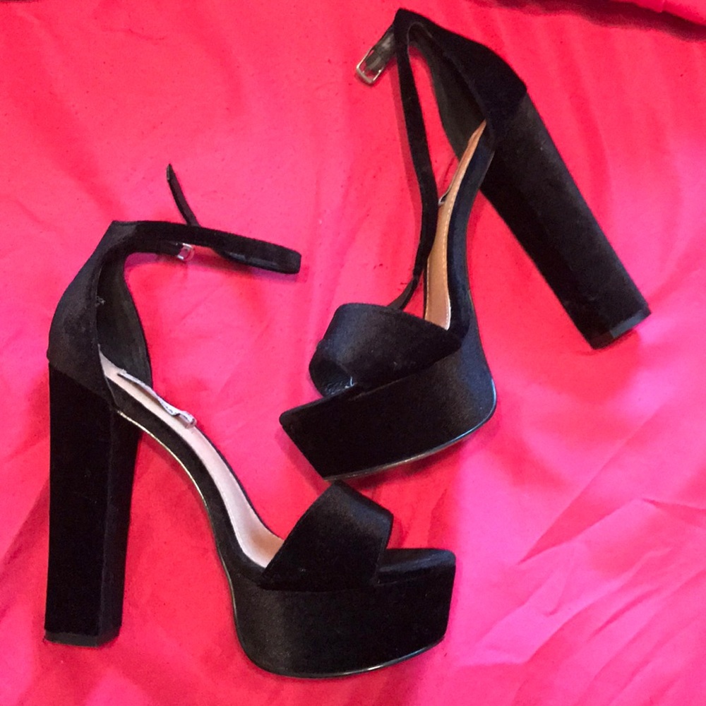 Steve Madden Gonzo 🖤